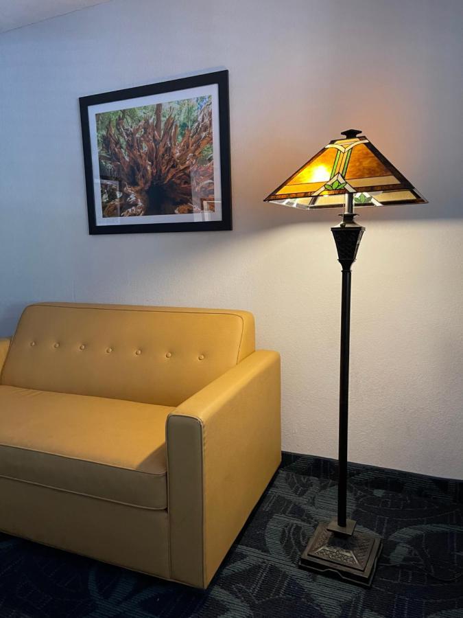 The Historic Brookdale Lodge, Santa Cruz Mountains Bagian luar foto